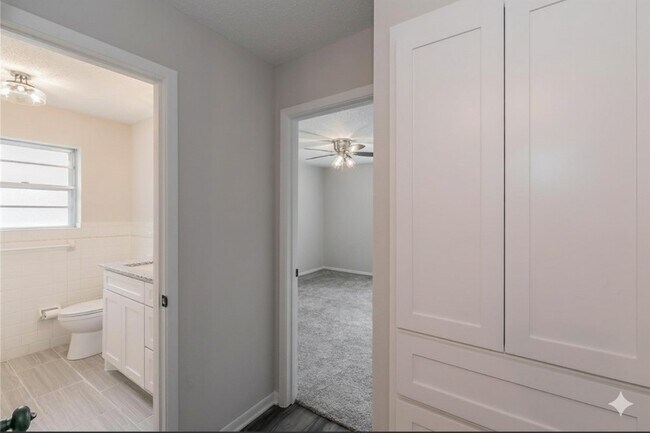 Building Photo - 6248 Trail Lake Dr