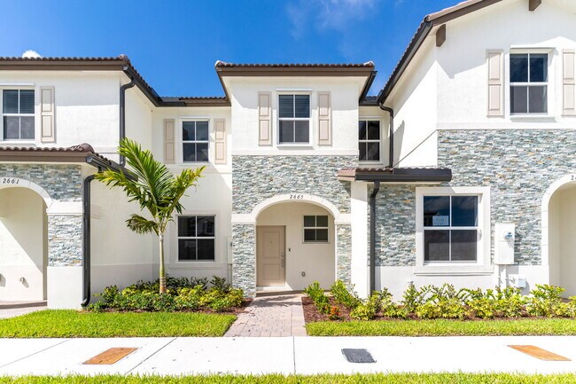 Building Photo - 2665 SE 28th St