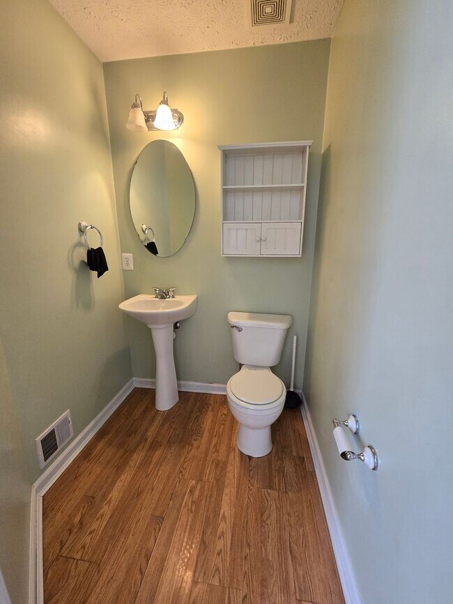Building Photo - 4927 Bristle Cone Cir