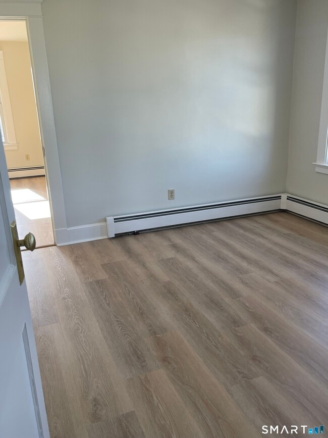 Building Photo - 75 Anderson Ave