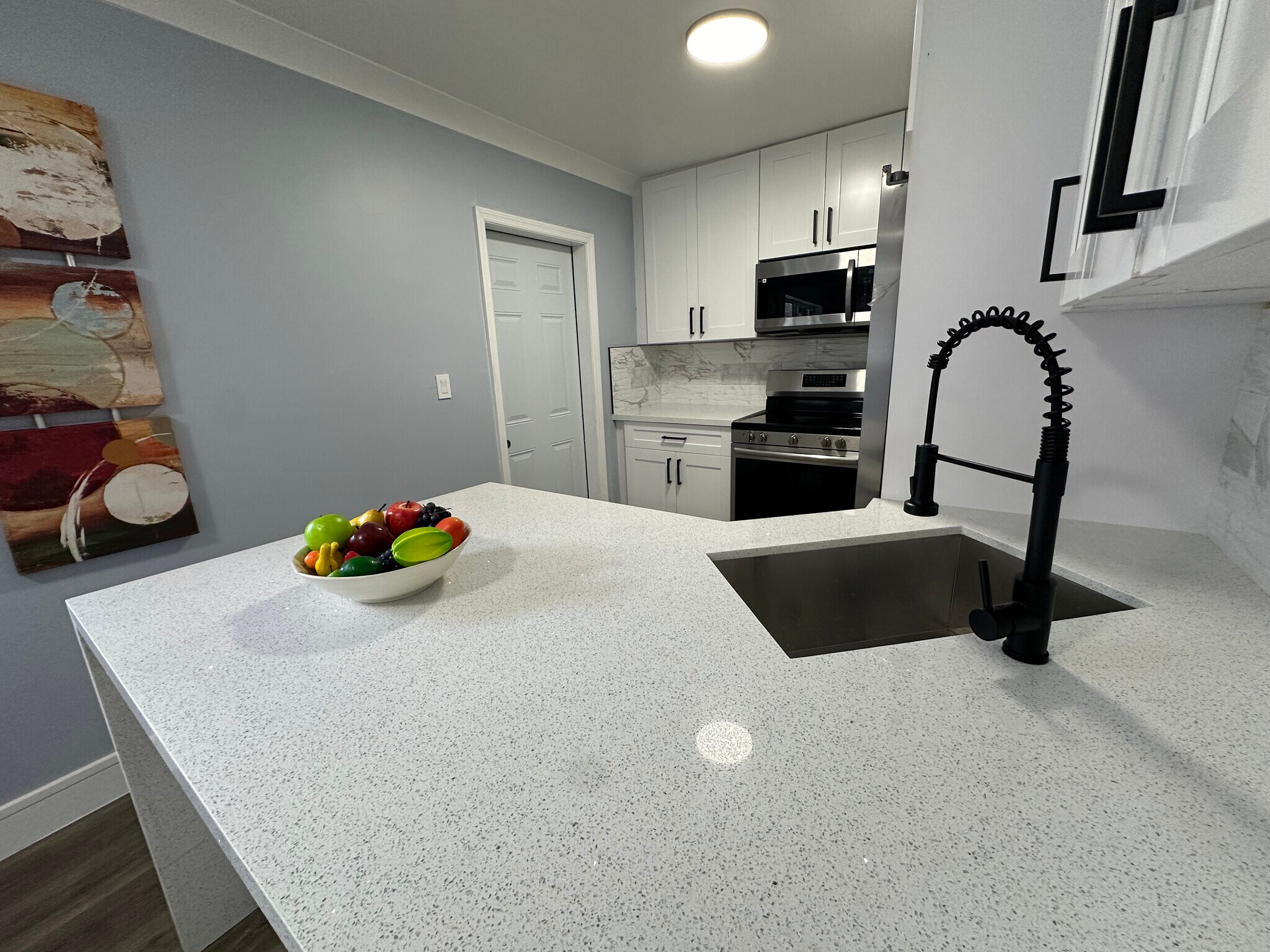 Building Photo - 814 SW 12th Pl