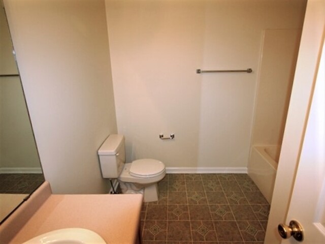 Building Photo - 2416 Bradfield Ct