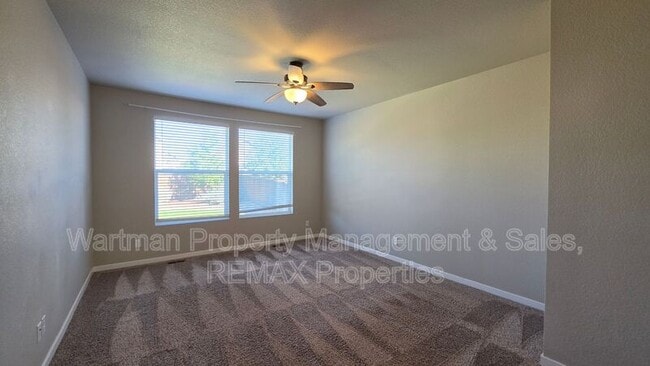 Building Photo - 9638 Vistas Park Dr