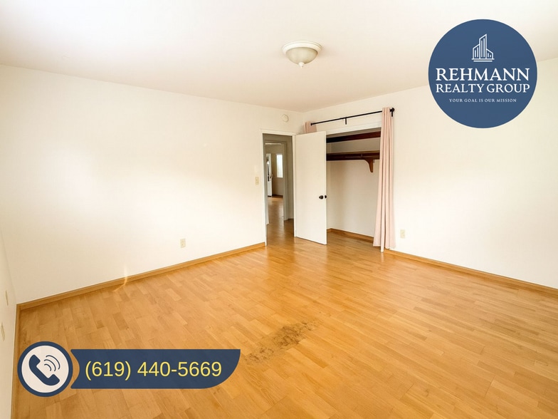 Building Photo - 4235 Kendall St