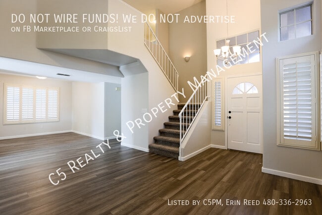 Building Photo - 3131 E Cottonwood Ln