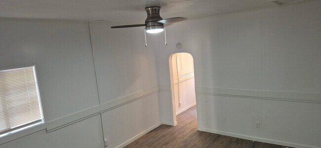 Building Photo - 640