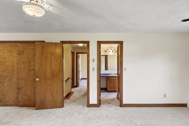 Building Photo - 221 Parkerville Rd
