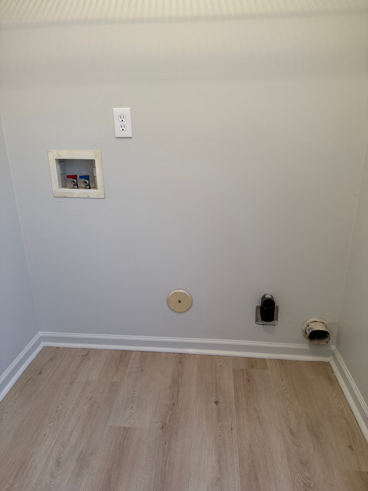 Building Photo - 7021 Sunman Rd