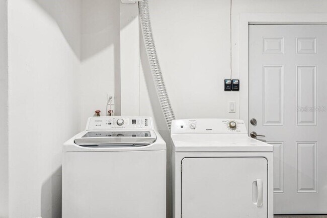 Building Photo - 8200 136th St