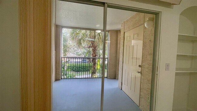 Building Photo - 826 Camargo Way
