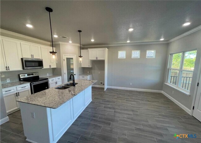 Building Photo - 3620 Oglala Trl
