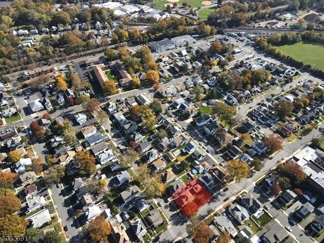 Building Photo - 76 Franklin Ave