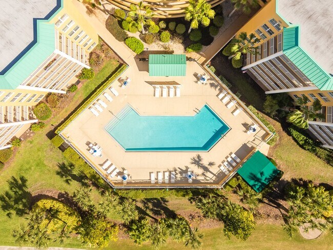 Building Photo - Experience coastal living at its finest in...