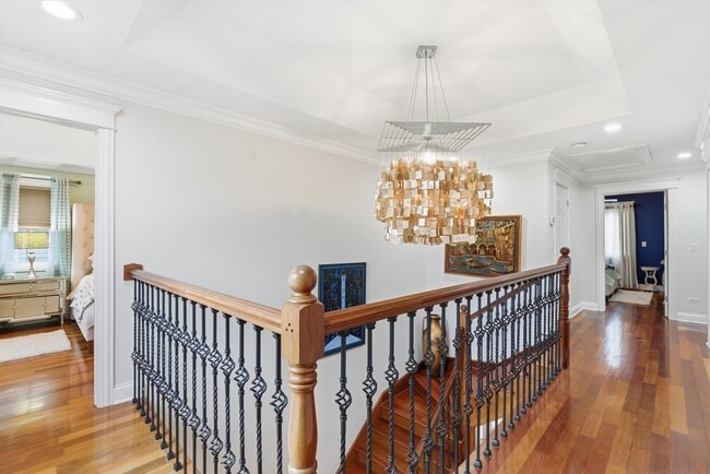 Building Photo - 395 Scott St