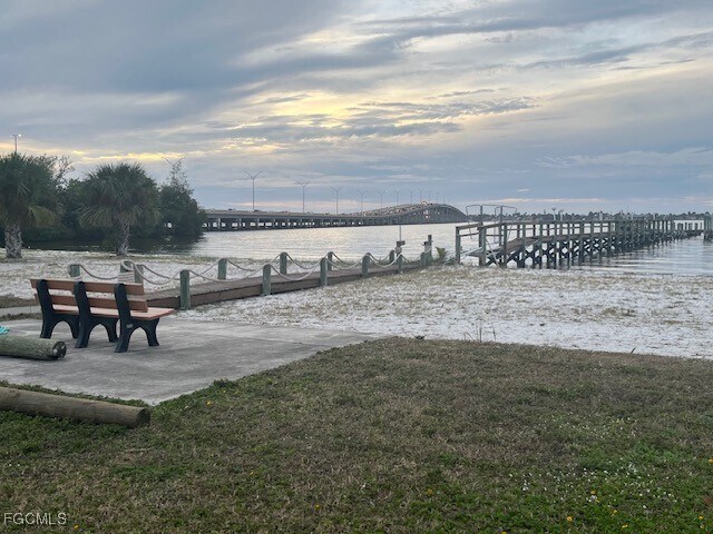 Building Photo - 12498 Riverside Dr