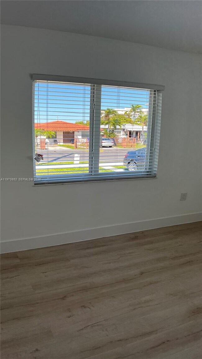 Building Photo - 2800 SW 25th St