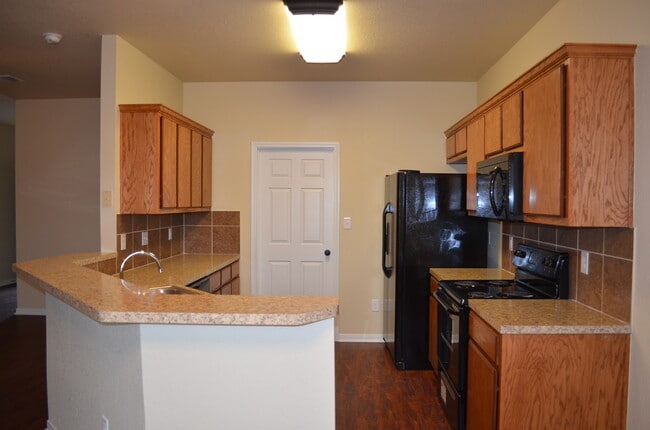 Building Photo - 1802 Tru Trail