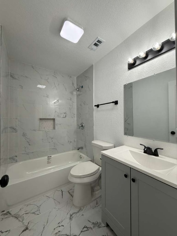 Building Photo - 8750 Shallow Ridge Dr