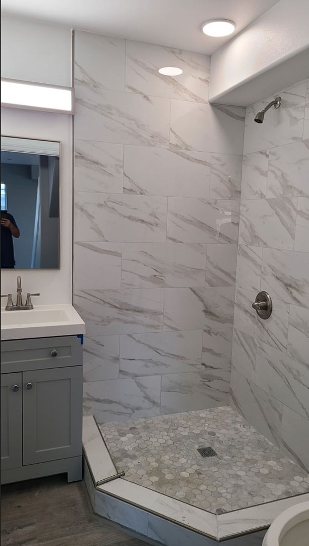 Building Photo - 129(425)