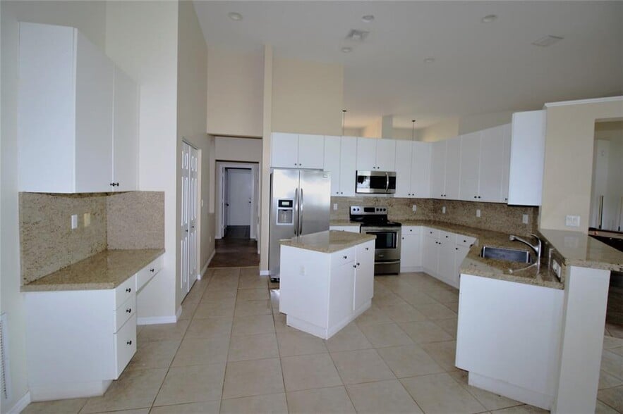 Building Photo - 2178 NW 141st Ave