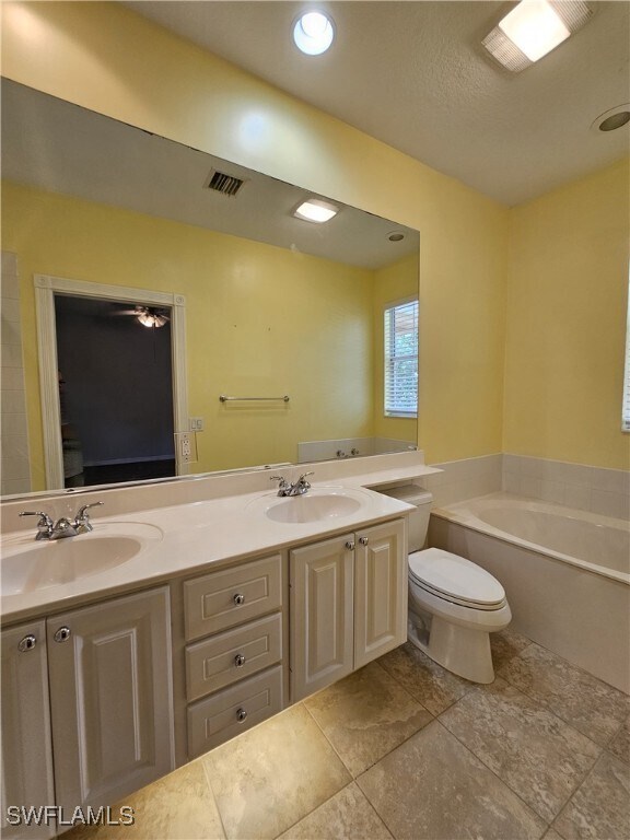 Building Photo - 28279 Jeneva Way