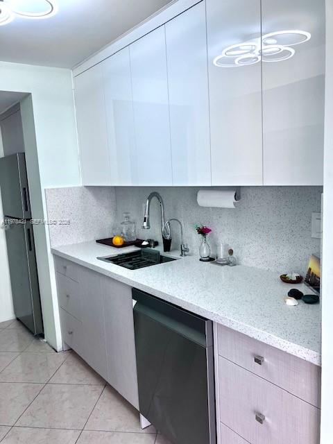 Building Photo - 230 174th St