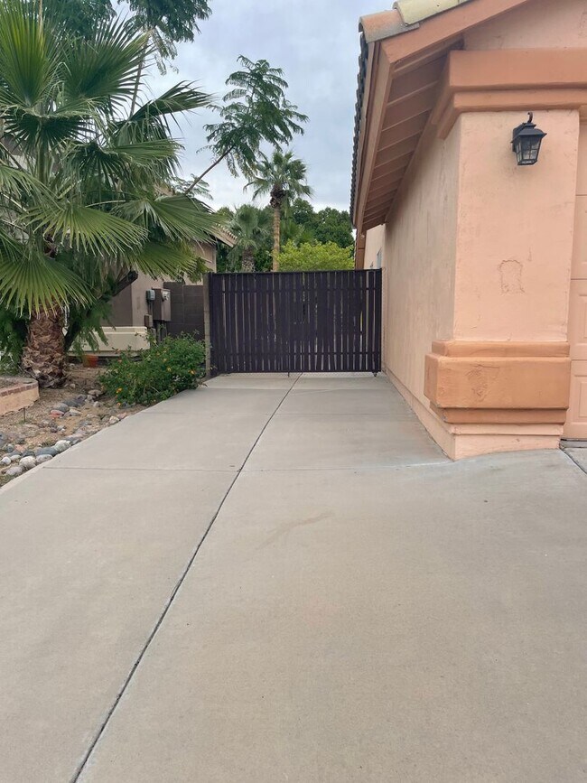 Building Photo - 3537 N 64th St