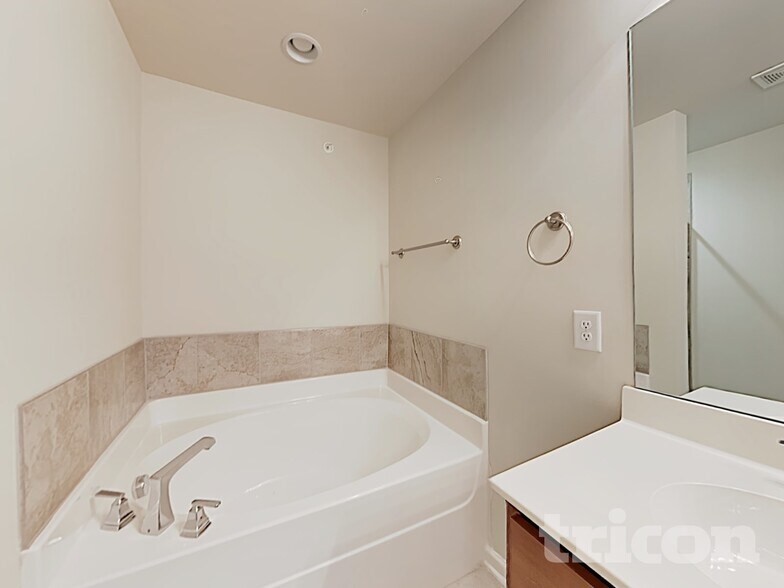 Building Photo - 139 Hickory Station Ln