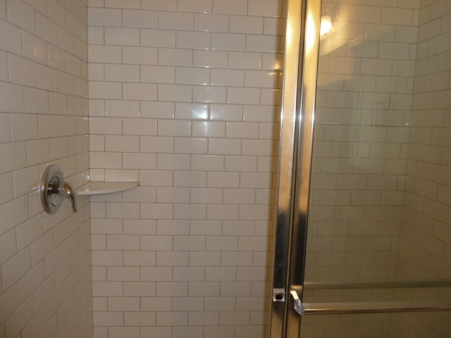 Building Photo - 860 Champions Dr