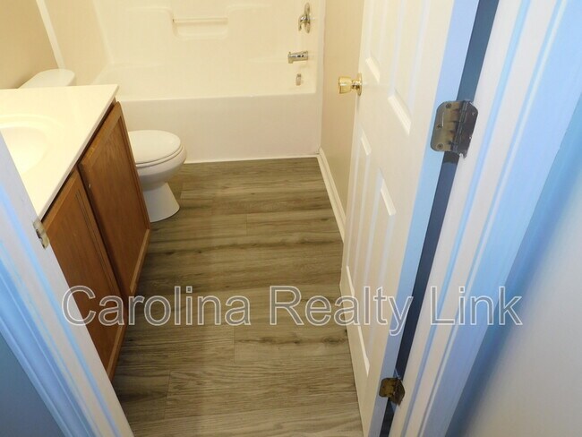 Building Photo - 3131 Decapolis Dr