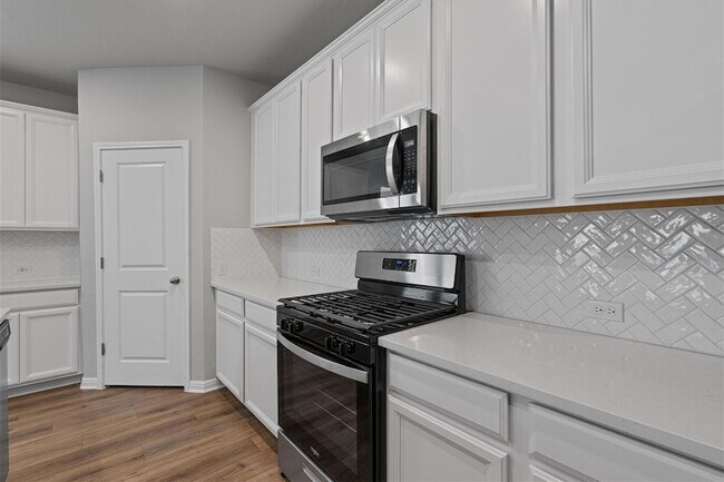 Building Photo - 862 Lone Peak Wy
