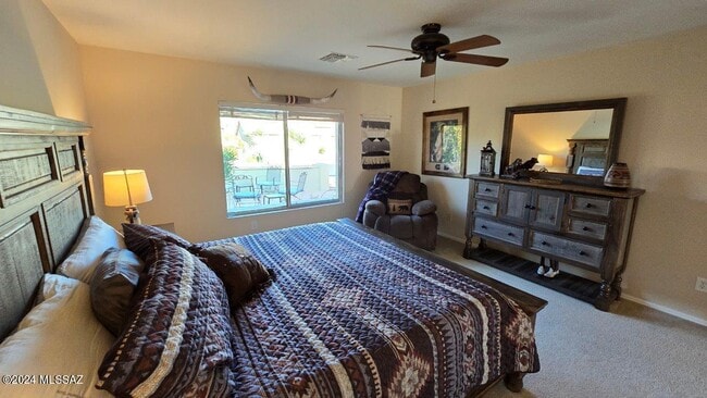 Building Photo - 37796 S Golf Course Dr