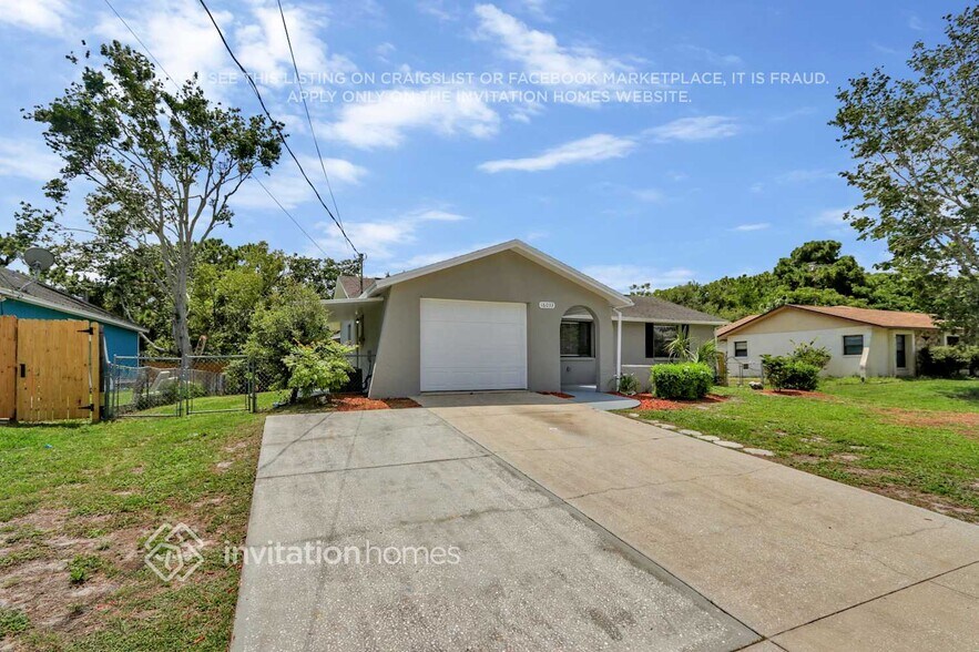 Primary Photo - 16033 Villa Dr