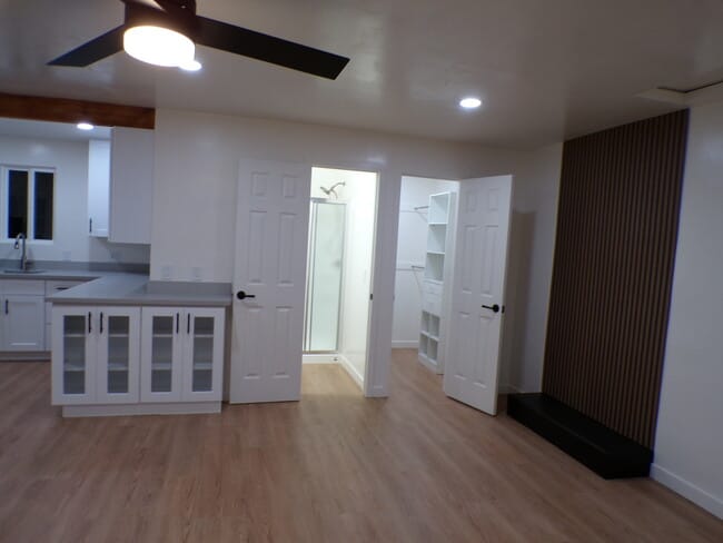 Building Photo - 739 Twin Oaks Ave