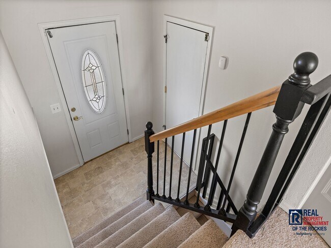Building Photo - Beautiful & Bright Home in South West Fort...