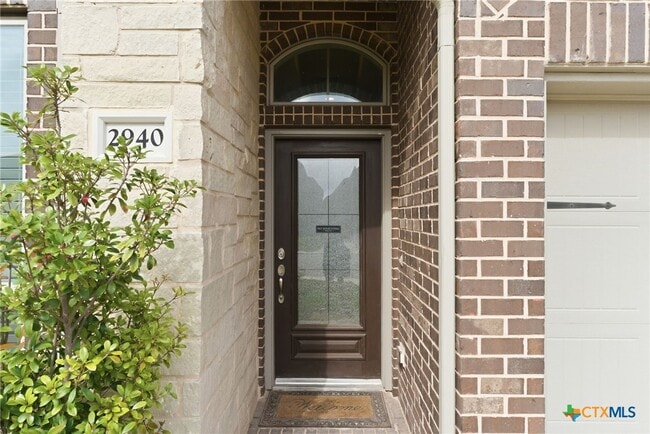 Building Photo - 2940 Coral Way