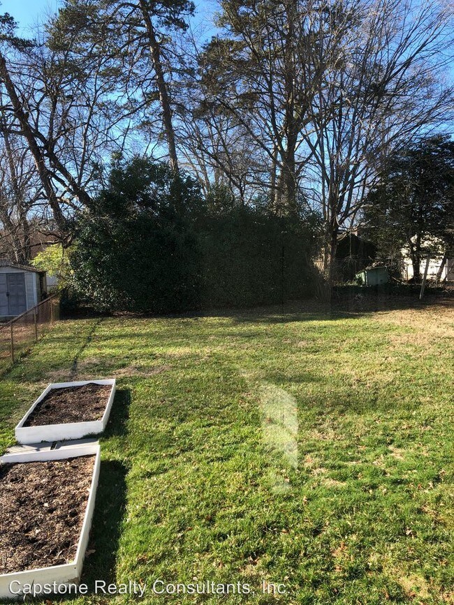 Building Photo - 2 br, 1 bath House - 808 BELLVIEW STREET