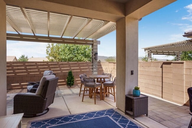 Building Photo - 4730 Martin Dr