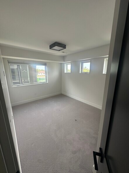 Second floor guest bedroom - 963 Tennyson St