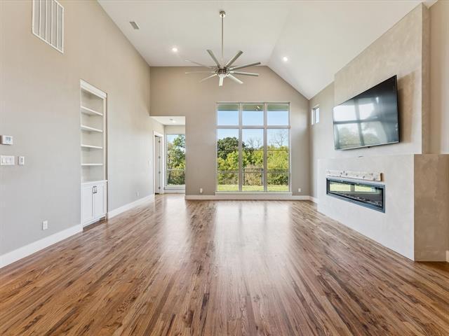 Building Photo - 914 St George Pl