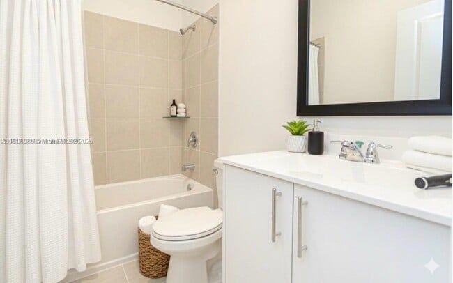 Building Photo - 2894 SE 26th Ter