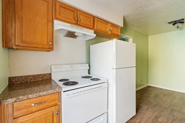 Building Photo - 309 Blake Dr