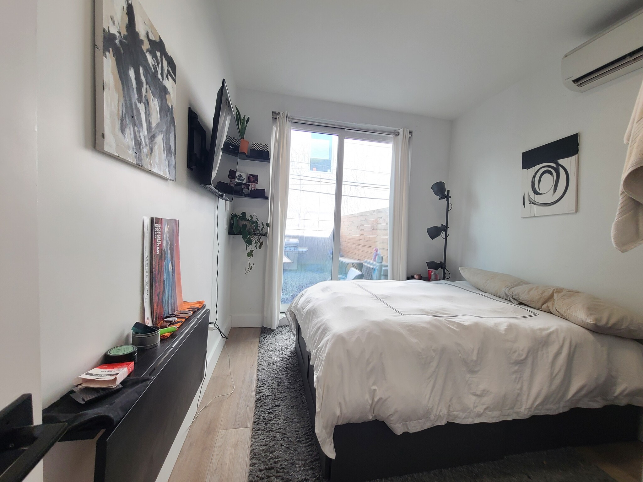 Building Photo - 283 S 2nd St