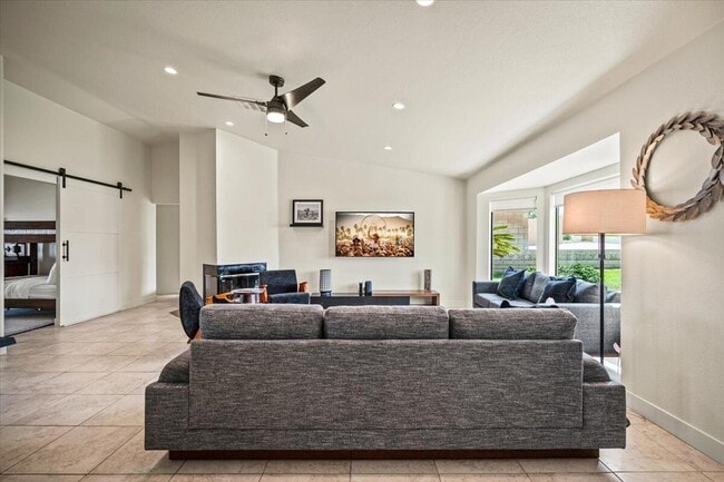 Building Photo - 41740 Jamaica Sands Dr