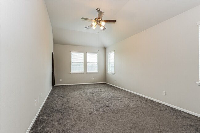 Building Photo - 31519 Kailua Dr