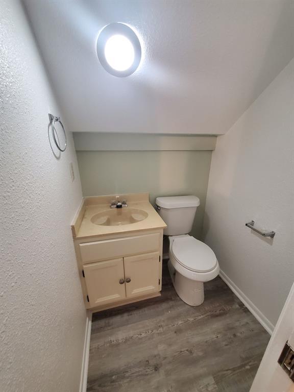 Building Photo - 8716 Clearbrook Trail