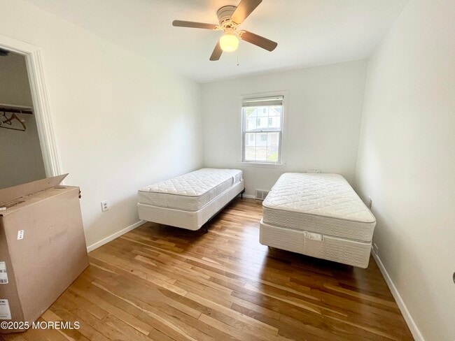 Building Photo - 612 Myrtle Ave