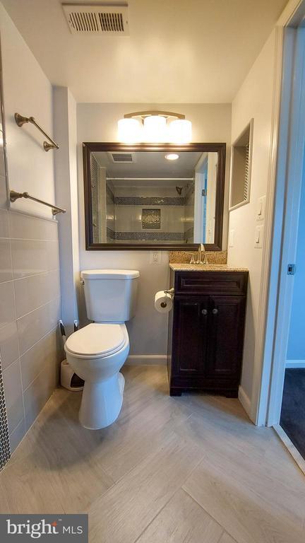 Building Photo - 8709 Ravenglass Way