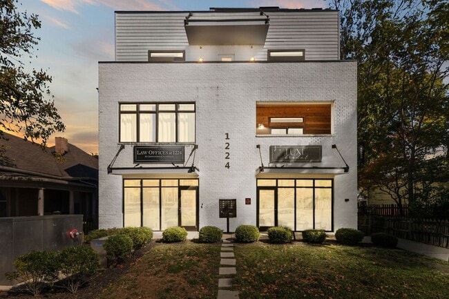 Building Photo - 1224 2nd Ave S