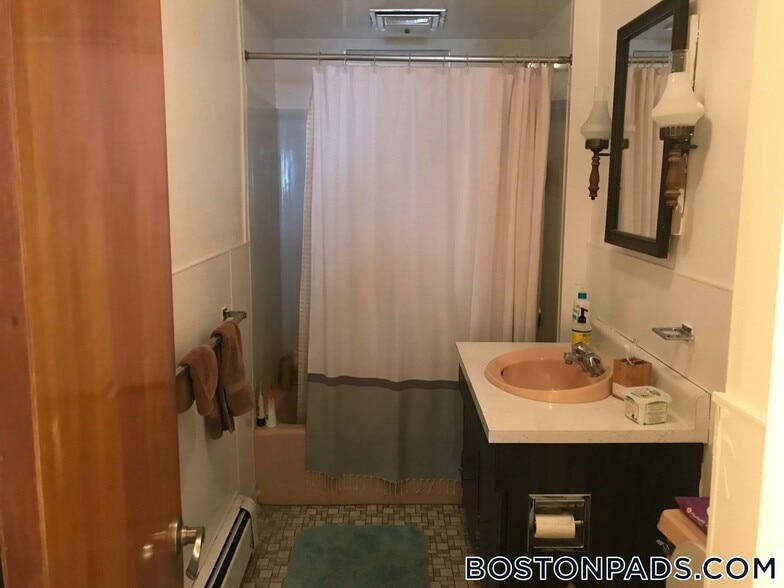 Building Photo - 27-29 Cameron Ave.